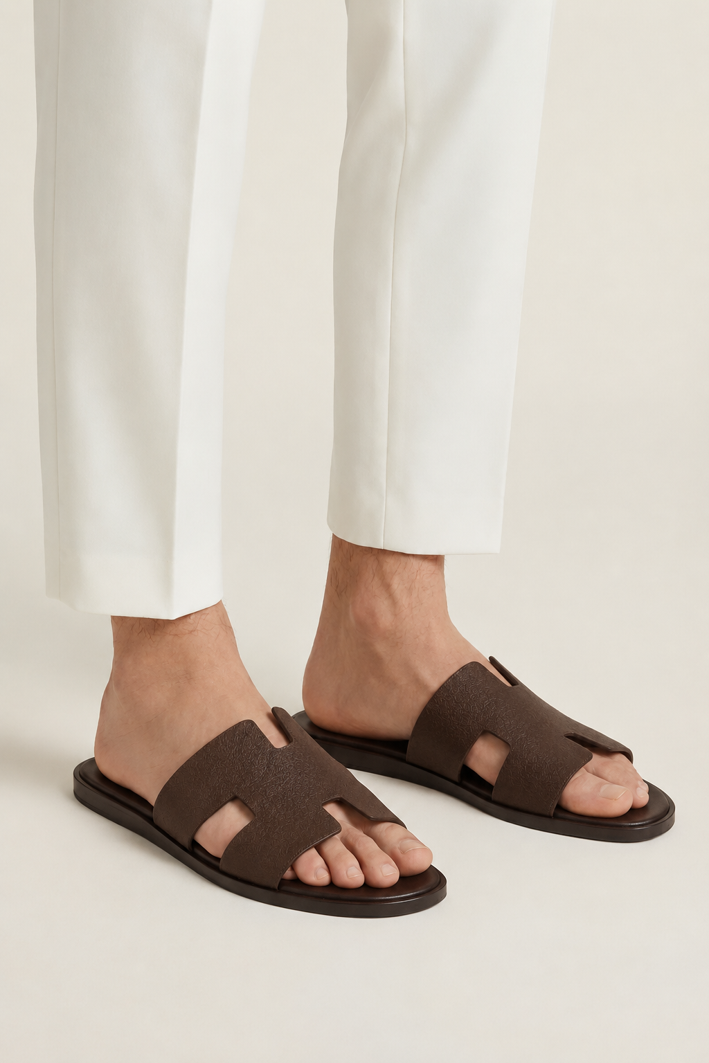 Roberth Suede Sandal Dark Brown