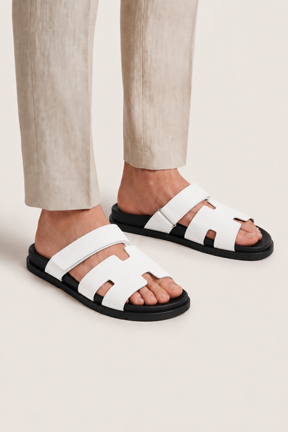 Ferrier Sandal White/Black