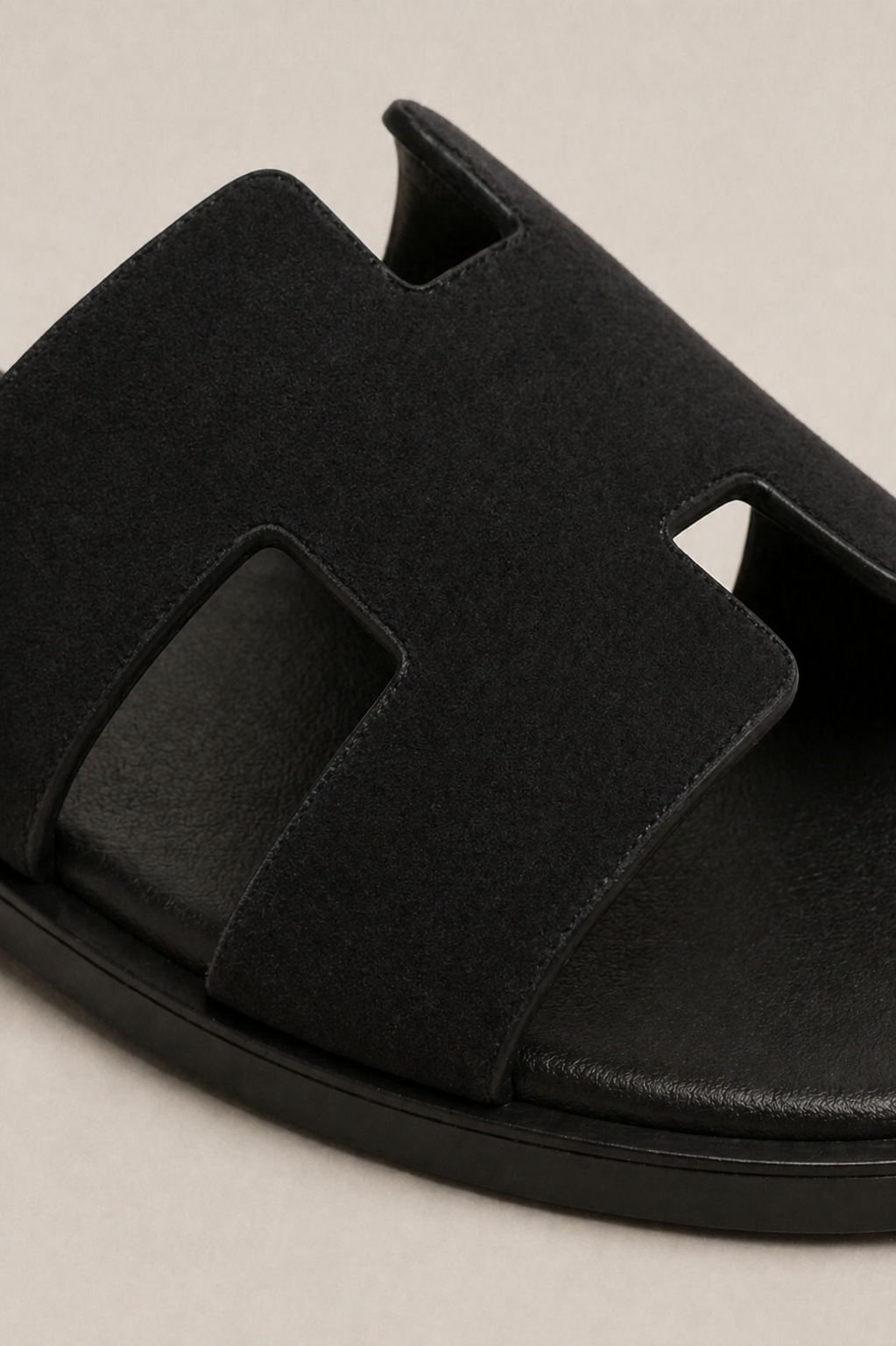 Valero Suede Sandal Black