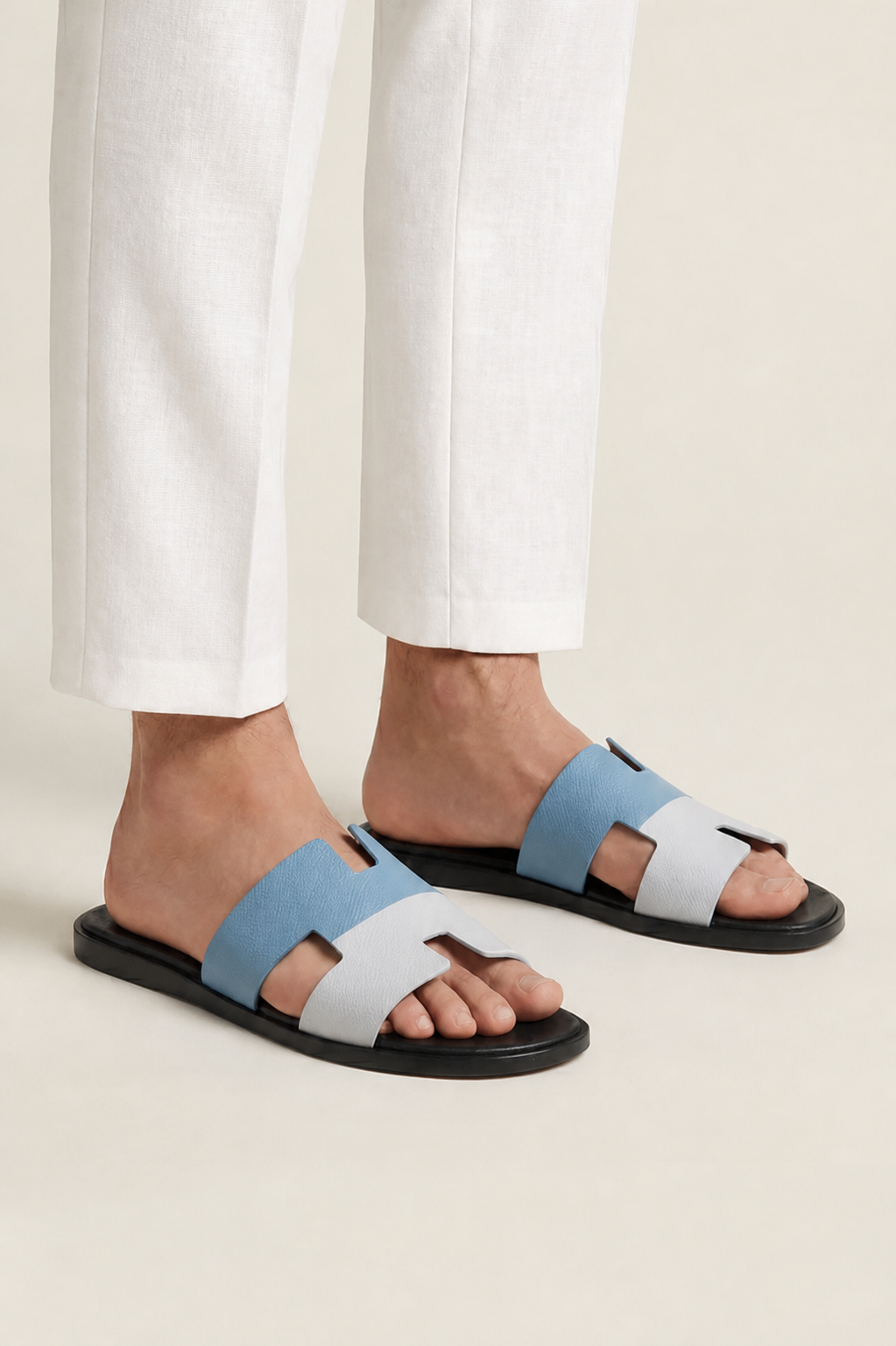 Roberth Suede Sandal Light Blue/White