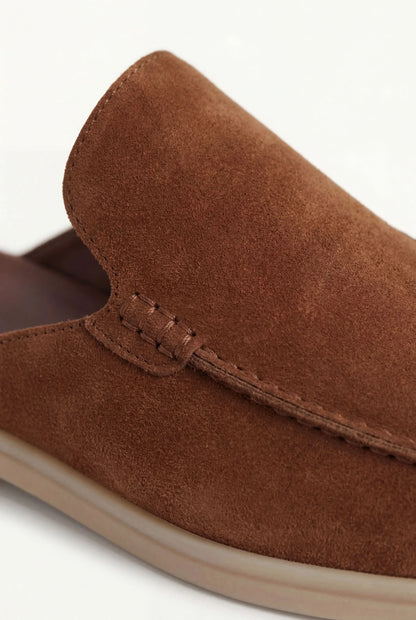 Maroon Suède Yacht Mule